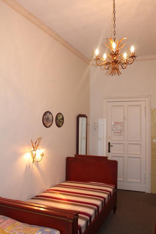 Hotel Pension Columbus Am Kurfurstendamm Berlin Dış mekan fotoğraf