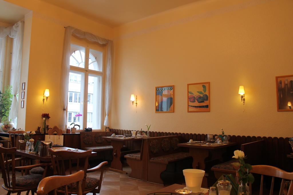 Hotel Pension Columbus Am Kurfurstendamm Berlin Dış mekan fotoğraf