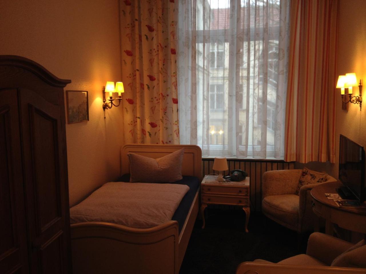 Hotel Pension Columbus Am Kurfurstendamm Berlin Dış mekan fotoğraf