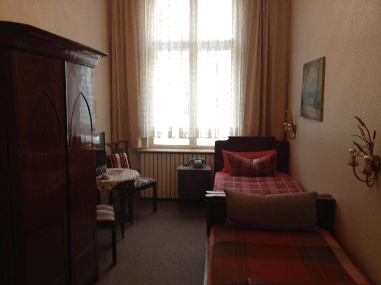 Hotel Pension Columbus Am Kurfurstendamm Berlin Dış mekan fotoğraf