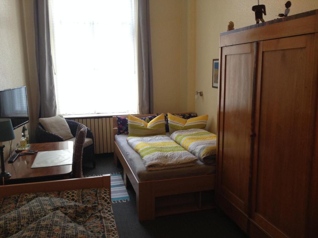 Hotel Pension Columbus Am Kurfurstendamm Berlin Dış mekan fotoğraf